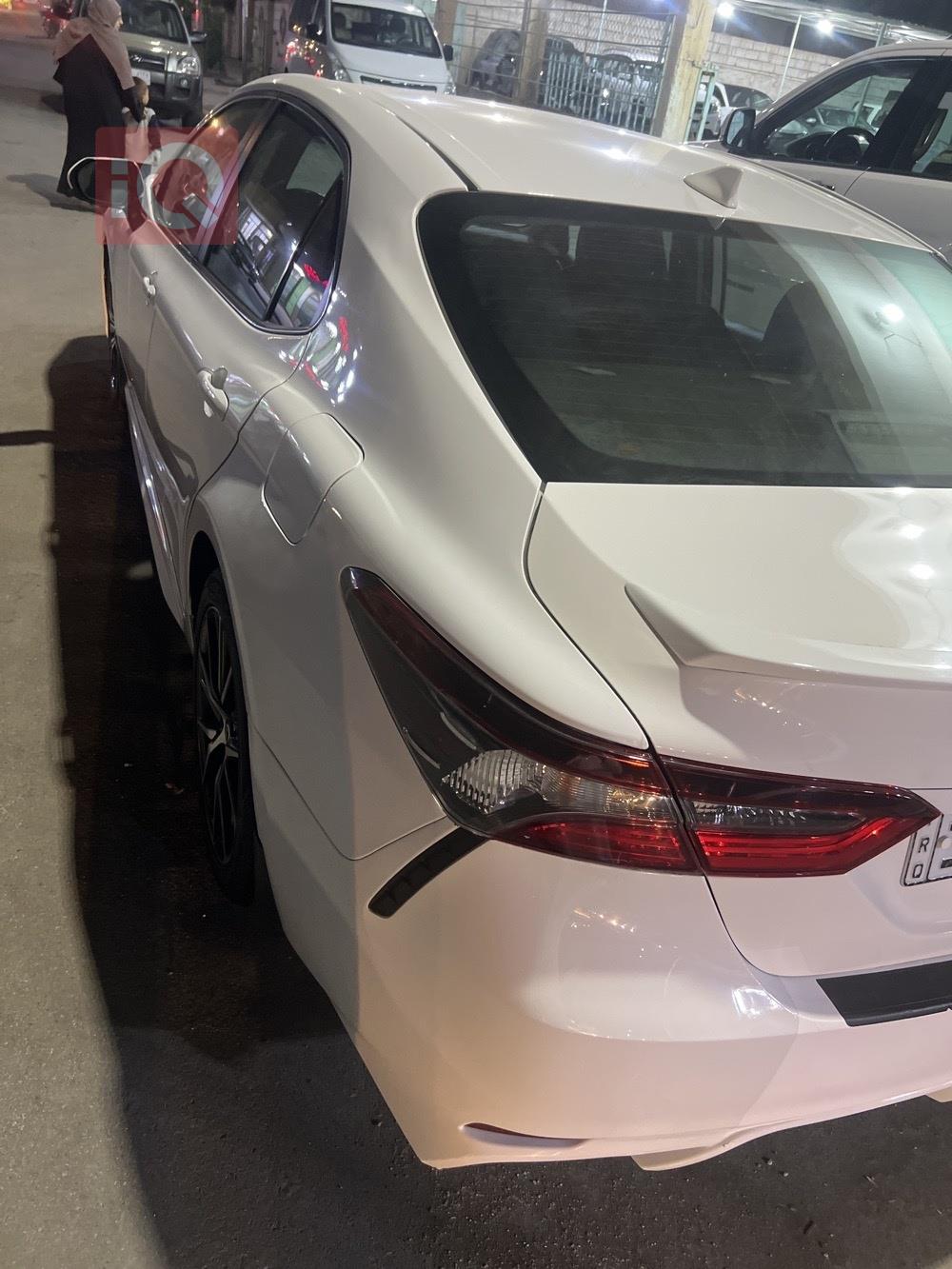 تۆیۆتا کامری